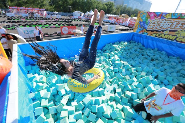 “奇趣狂欢节”携十余项大型互动游戏项目空降长隆欢乐世界