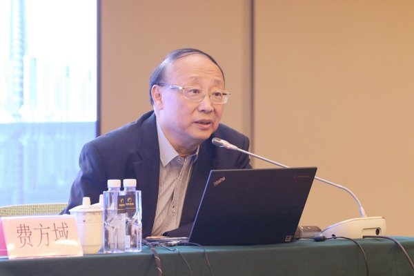 英凡研究院院长、上海交通大学中国普惠金融创新中心主任 费方域 英凡研究院院长、上海交通大学中国普惠金融创新中心主任 费方域