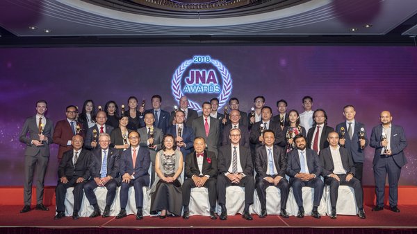 业界领袖及先躯云集于第七届JNA 大奖庆祝珠宝业界的卓越表现