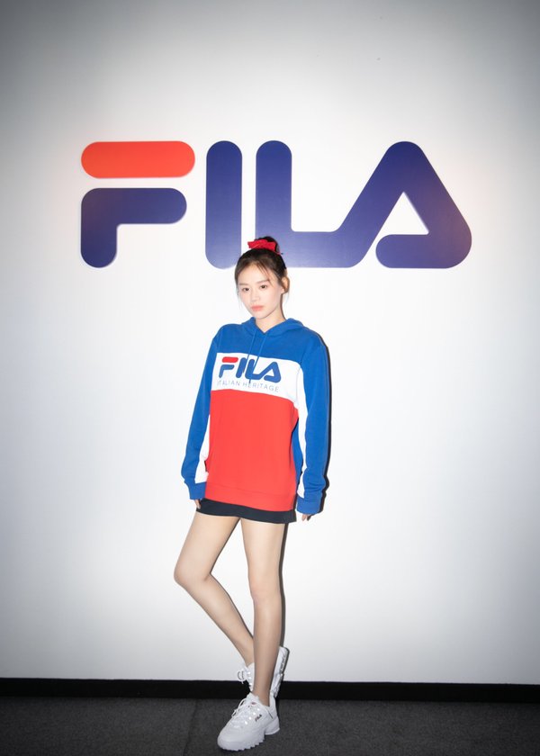 马思纯女士受邀出席FILA米兰时装秀