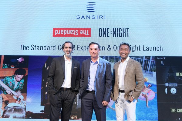 尚思瑞首席执行官Apichart Chutrakul与Standard International首席执行官Amar Lalvani、One Night总裁Jimmy Suh合影