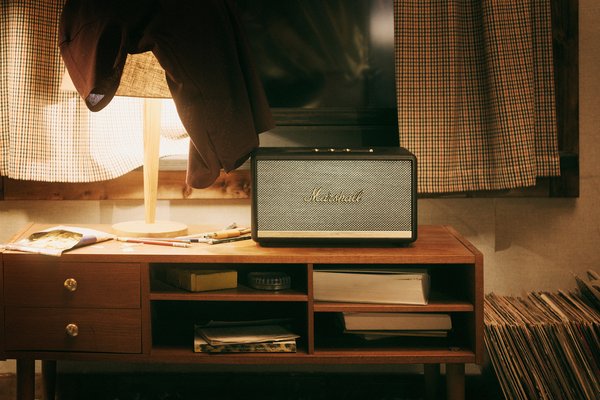 Stanmore II Bluetooth是Marshall家用音箱家族里多才多艺的一款，无论房间大小均能适配。
