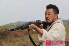 黄海波:正在拍电影 与女士谈工作必有第三人在场