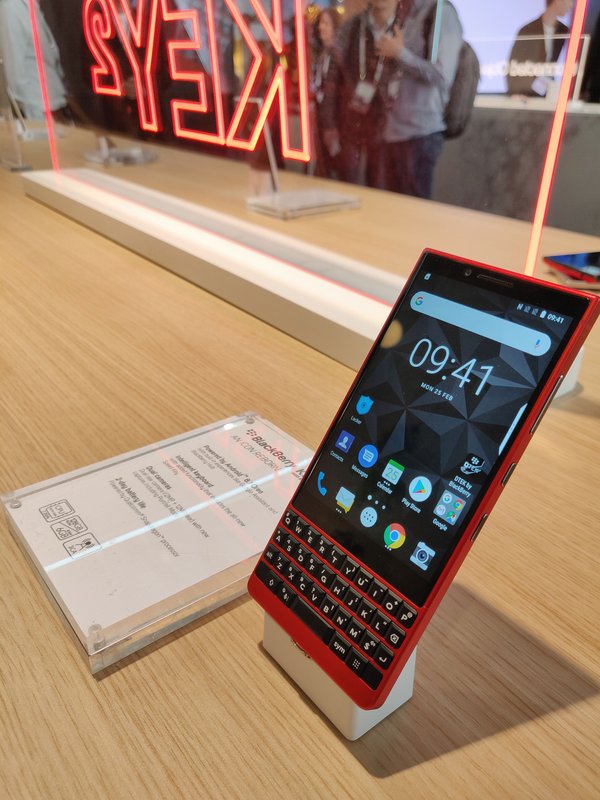 BlackBerry KEY2 红色版本
