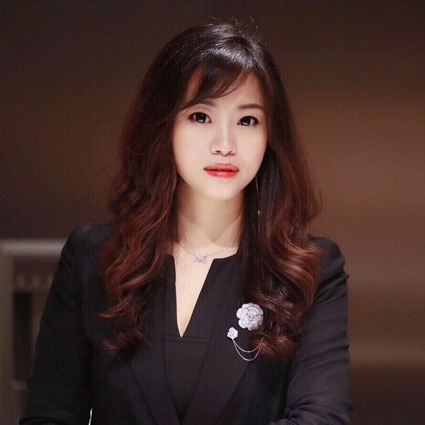 HFS|BE设计（中国区）执行总监 上海赫司毕邑联合设计事务所创始人/创意总监 于云川女士