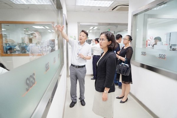 上海市市场监督管理局领导莅临SGS考察交流