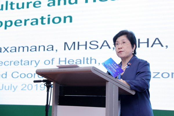 菲律宾卫生部部长助理弗兰西亚-拉克萨马纳