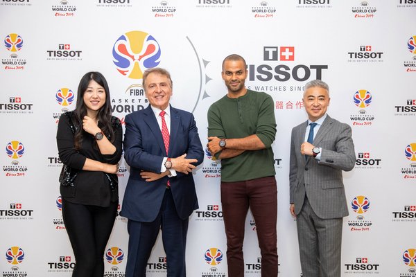 TISSOT天梭表全球总裁弗朗索瓦-添宝先生、斯沃琪集团中国管理委员会成员李力先生、TISSOT天梭表中国区副总裁戴俊珺女士、品牌全球形象代言人托尼-帕克出席决赛派对