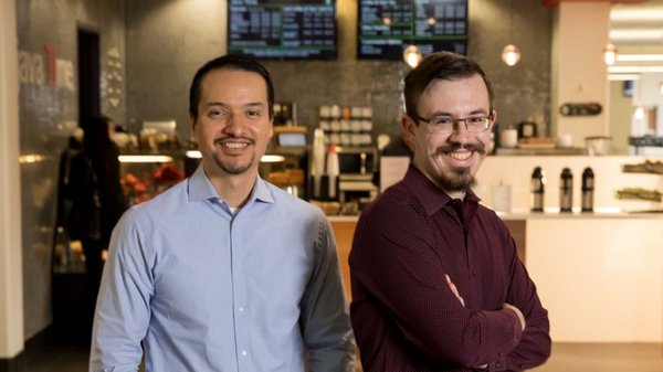 Gustavo Martinez (左)和Aldwin Delcour (右) Gustavo Martinez (左)和Aldwin Delcour (右)