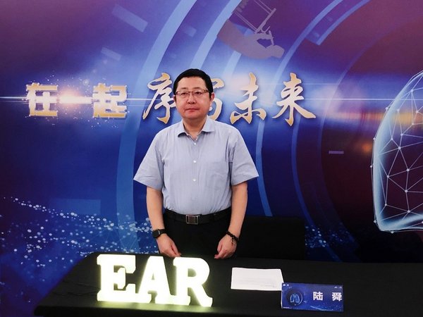 上海交通大学附属胸科医院肿瘤科主任陆舜教授 上海交通大学附属胸科医院肿瘤科主任陆舜教授