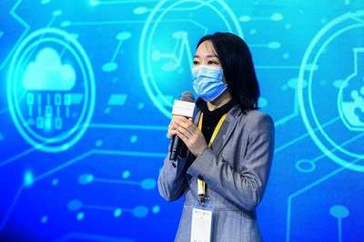 微医集团高级副总裁丁海桓女士致辞