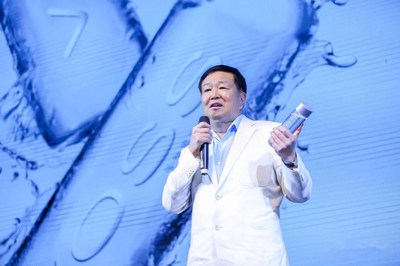 2018年6月，严彬将挪威高端水品牌芙丝引进中国并落户湖北竹溪