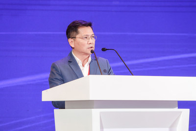 澳门特别行政区科学技术发展基金委员郑冠伟