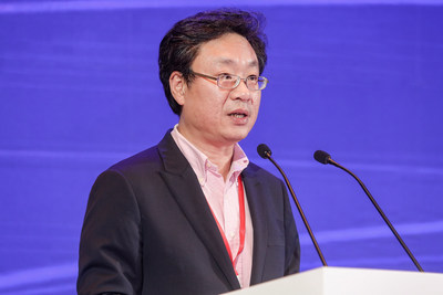 横琴新区管理委员会副主任吴创伟发表致辞