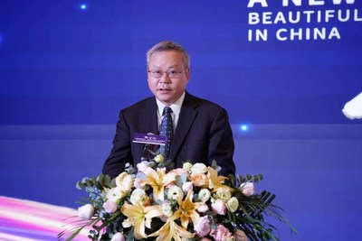 中国互联网新闻中心副主任、中国网副总裁李富根致欢迎辞
