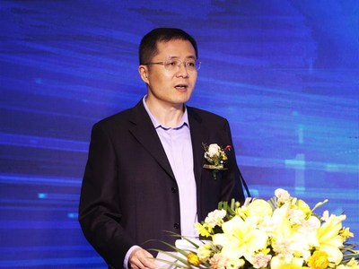 苏州工业园区党工委委员、管委会副主任倪乾