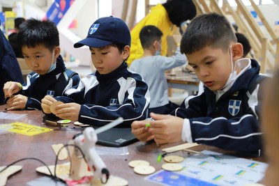 深圳南山国王学校：学生户外考察，探索无动力小车