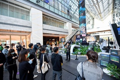 视觉艺术家、导演丁东先生讲解装置设计理念