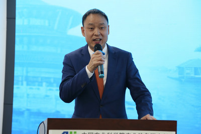 菲仕兰中国高级副总裁杨国超在论坛上致辞