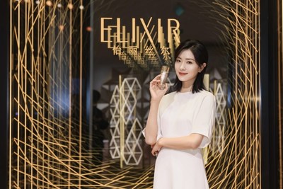 万茜公关照