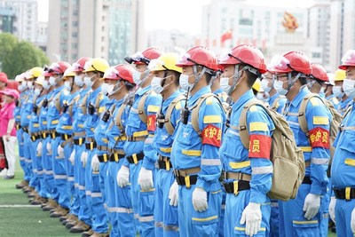 壹基金安全家园社区志愿者救援队灾害应急演练