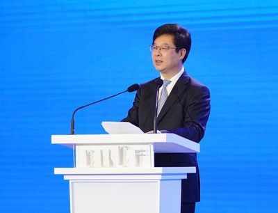 新华社党组成员、秘书长宫喜祥致辞