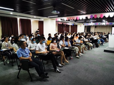 武汉百捷爱番番产品培训会现场
