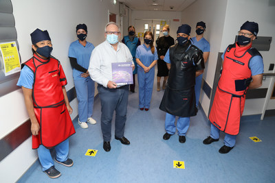 First commercial implantation of the HT Supreme DES at National University of Ireland Galway with members of the Galway University Hospital cath lab team, SINOMED and Synapse team (from left to right): Yoshinobu Onuma, Julie Aimonetti, Prof. Patrick W. Serruys, Eithne Dillion, Alicia Murray, Anna Townsend, Prof. Faisal Sharif, Robbie Dolan, Alain Aimonetti.