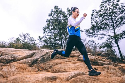 UTMB(R)中国形象大使、HOKA ONE ONE精英运动员 向付召